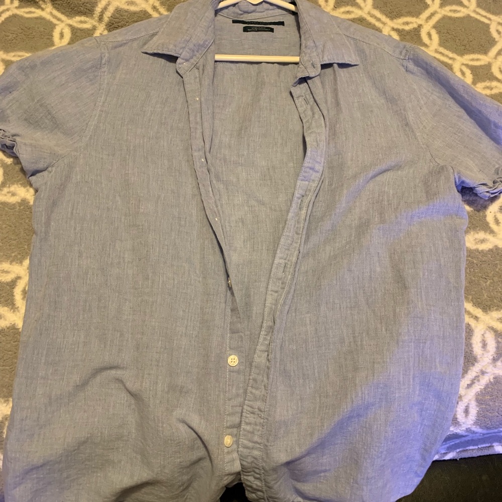 Men’s blue button down